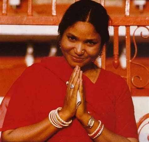 Phoolan Devi Biography in Hindi | फूलन देवी जीवन परिचय | StarsUnfolded - हिंदी