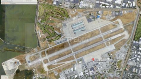 Google Leases Historic NASA Moffett Airfield