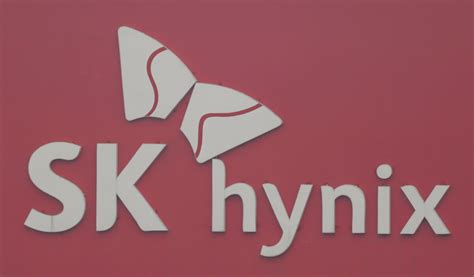 SK Hynix to seek further exemption from US chip curbs against China -CEO | Reuters