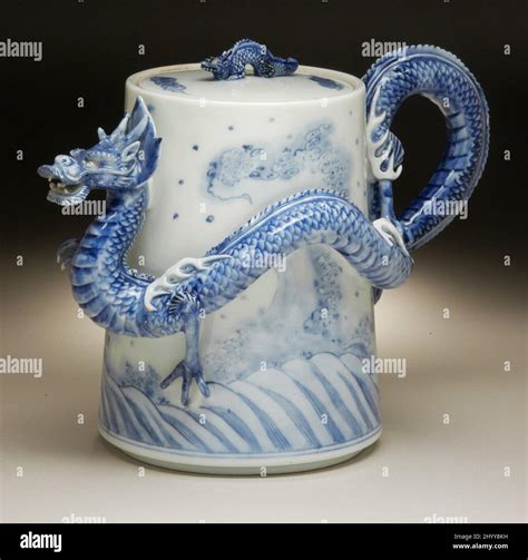 Sencha Ewer or Export Teapot with Wave Design and Dragon-Formed Handles ...