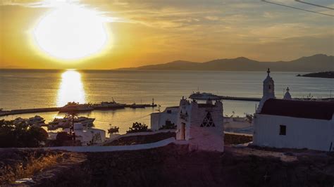 Mykonos on a Budget? : Flashpacking Travel Blog