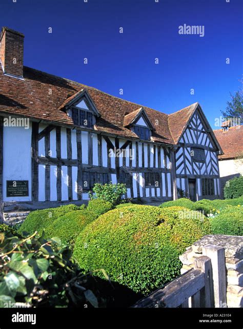 Mary Arden s Cottage Stock Photo - Alamy