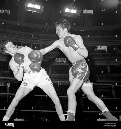 Boxing - BBBofC British Featherweight Title - Pat Cowdell v Jimmy Flint ...