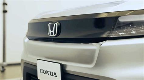 Honda Prologue EV Teaser Video Offers Detailed Look At SUV's Exterior