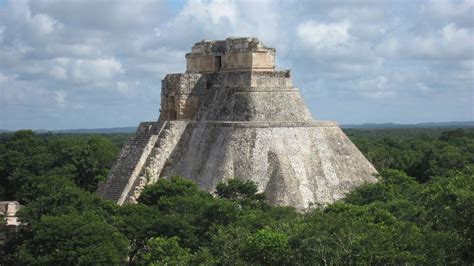 Uxmal Top Tours and Trips | experitour.com