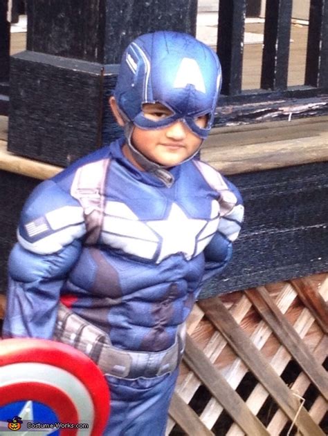 Captain America Costume for Boys | Original Halloween Costumes - Photo 2/3