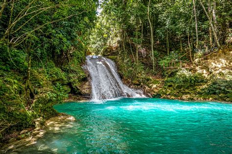 16 Best Waterfalls To Visit In Jamaica | BEACHES
