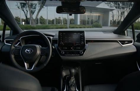 Safety Features and Infotainment System of the 2021 Toyota Corolla ...