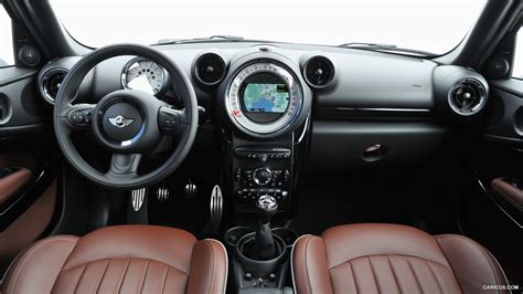 2013 MINI Cooper S Paceman - Interior | Caricos