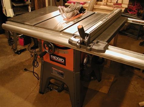 Furnitude: Ridgid R4512 Table Saw -- Full Review