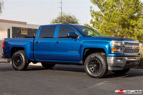 Chevrolet Silverado 1500 Wheels | Custom Rim and Tire Packages