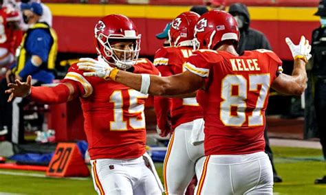 Champion Chiefs send warning to rest of NFL with opening win over ...