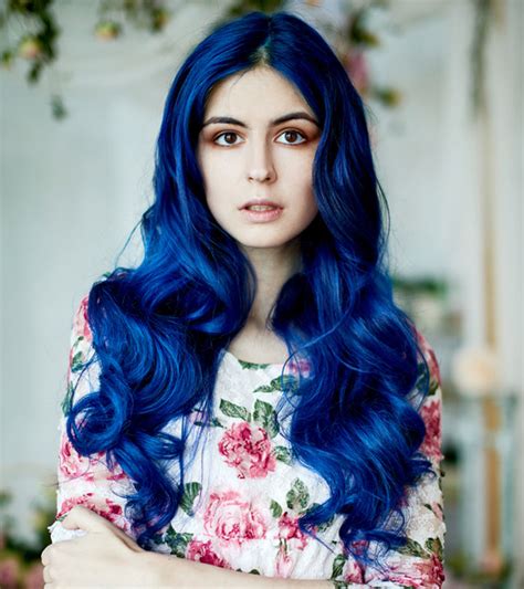 21 Amazing Blue Black Hair Color Looks