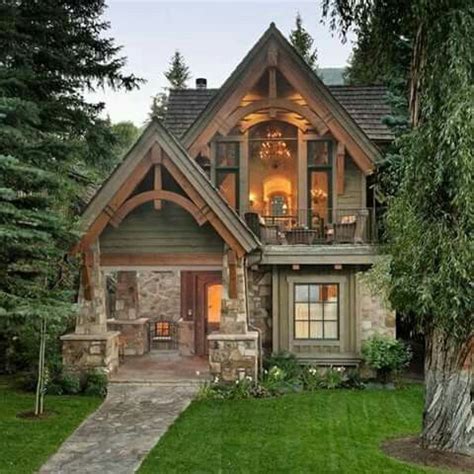 Almost perfect | Small cottage homes, Cottage house exterior, Small cottage