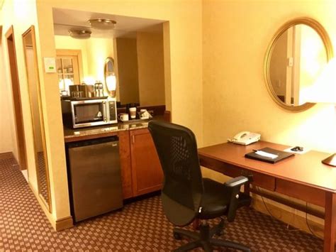 RADISSON HOTEL PROVIDENCE AIRPORT - 46 Photos & 61 Reviews - Hotels - 2081 Post Rd, Warwick, RI ...