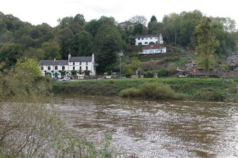 The Waterside Inn, Lower Lydbrook © Philip Halling cc-by-sa/2.0 :: Geograph Britain and Ireland