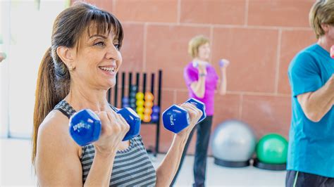 Senior Exercise Programs & Classes - SilverSneakers Fitness