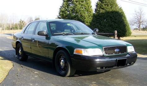 Buy used 2009 Ford Crown Vic Police Interceptor in Burlington, Vermont, United States, for US ...