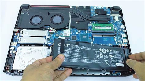 Acer Nitro 7 Gaming Laptop - Remove Battery / Disassembly - How to - YouTube