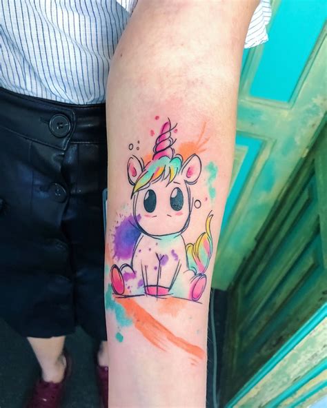 Unicorn Tattoo | Tatuaggi unicorno, Tatuaggi arcobaleno, Idee per tatuaggi