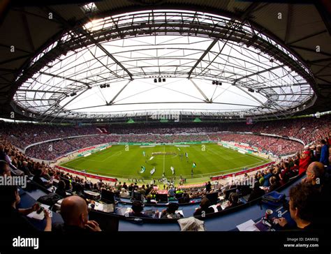 Hannover 96 Stadium / Hdi Arena Hanover The Stadium Guide - New stadium ...