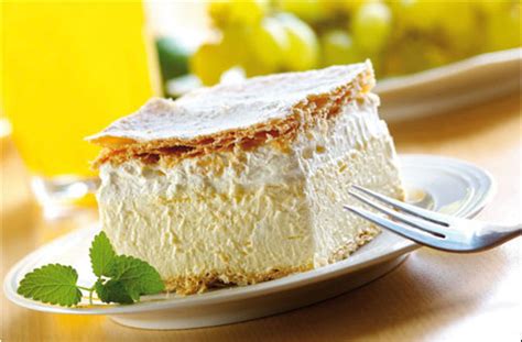 Kremsnita - a vanilla and custard cream cake dessert - Adrianna Inc