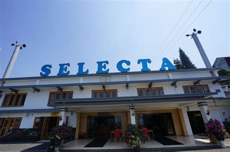 Hotel Selecta, Malang Booking Murah di tiket.com