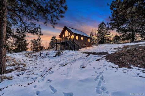 15 Colorado Summer Log Cabins That Could Be Yours | Trelora Real Estate