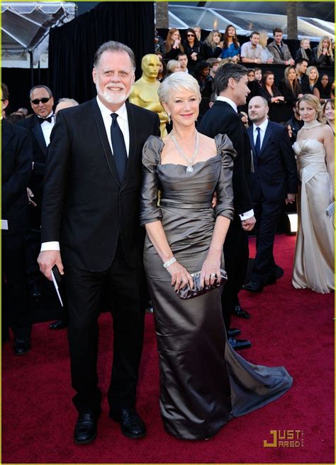 Helen Mirren - Oscars 2011 Red Carpet: Photo 2523723 | 2011 Oscars ...