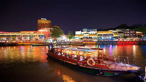 Singapore River Night Cruise & Seafood Dinner | Trip.com