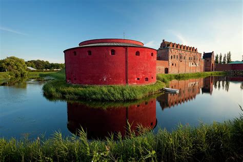 Malmo Castle, Sweden Photograph by Holgs - Pixels