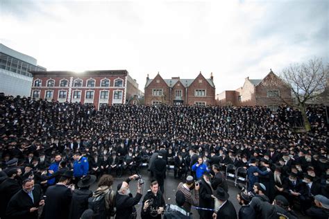 Chabad Lubavitch Emissaries Group Photo - 2017 - Chabad Lubavitch World Headquarters