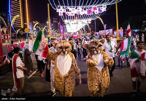 Fans Gather in Support of Iran’s National Football Team - Photo news ...