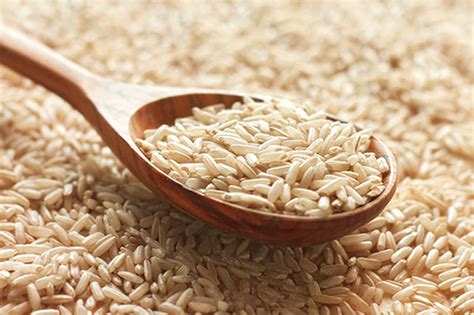 فوائد الأرز البني الصحية والجمالية