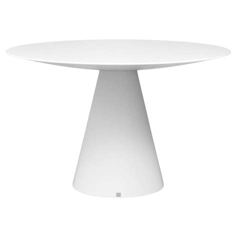 New Design Round Dining Table in White Matte Suitable for Outdoor ...