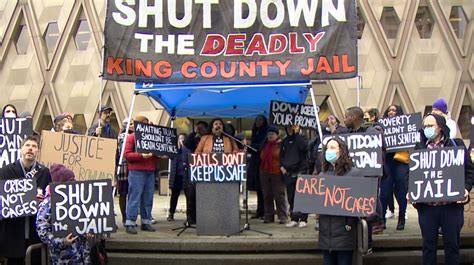 Group demands closure of King County jail citing in-custody deaths