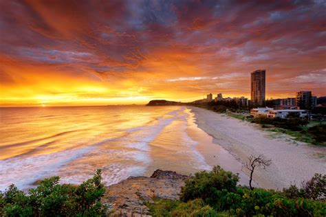 Burleigh Heads Gold Coast Holiday Accommodation | Pacific Regis