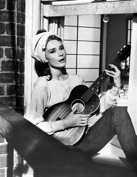 Audrey Hepburn, Breakfast at Tiffany’s (1961) starring George Peppard ...