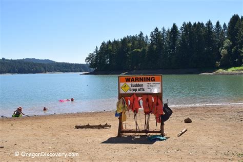 Henry Hagg Lake - State's Biggest Smallmouth Bass! - Oregon Discovery