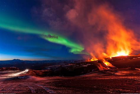 Iceland Northern Lights 4K Wallpapers - Top Free Iceland Northern ...