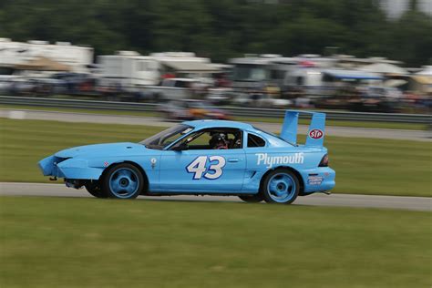 Choosing the best car to race in the 24 Hours of Lemons - Hagerty Media