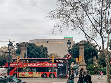 The Best Self-guided Walking tour of Barcelona to Explore the City in a ...