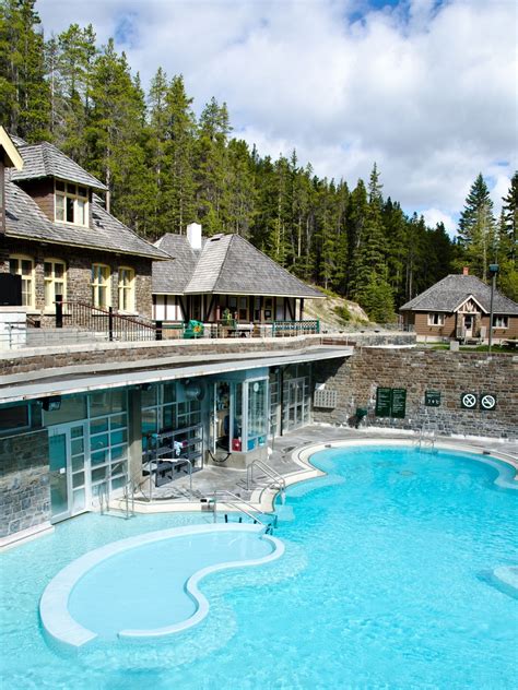 All You Need to KNOW About Visiting the Banff Hot Springs (2024)