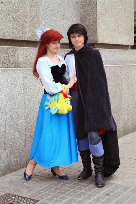 Ariel and Eric Cosplay | Kostüme für päarchen, Halloween kostüm, Disney cosplay