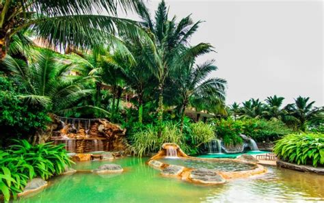 5 Best Costa Rica Hot Springs & Thermal Resorts