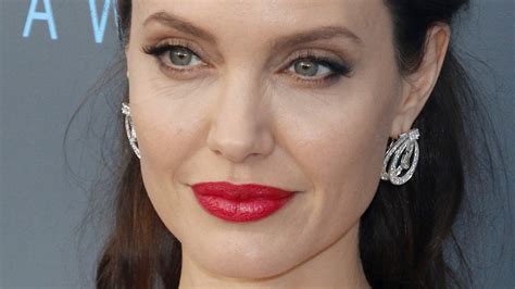 What Angelina Jolie Really Looks Like Under All That Makeup