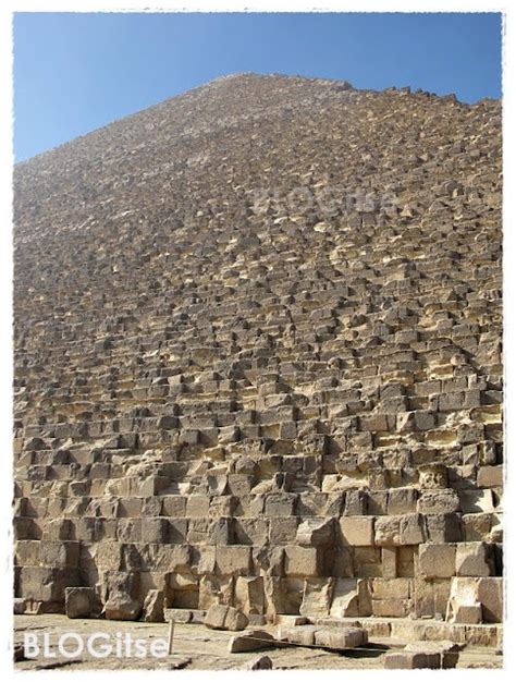 Pyramids in Cairo, Egypt: Giza Necropolis - BLOGitse