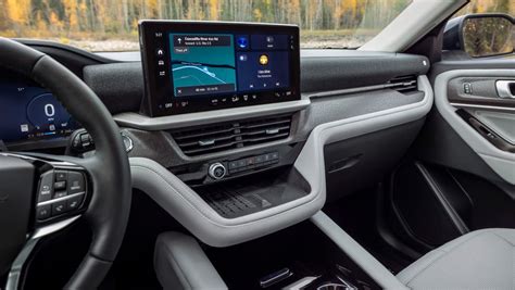 2025 Ford Explorer Platinum Interior - Alyss Bethany