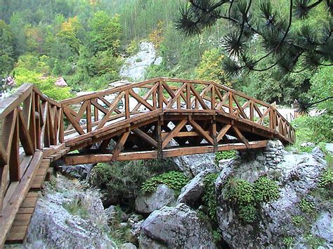 Bridges: Wooden Bridges