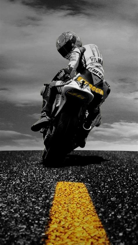 Pin by ǝɔun̤s᷇n̤p un̤ƃzO̤ on Motosikletler | Motorcycle wallpaper ...